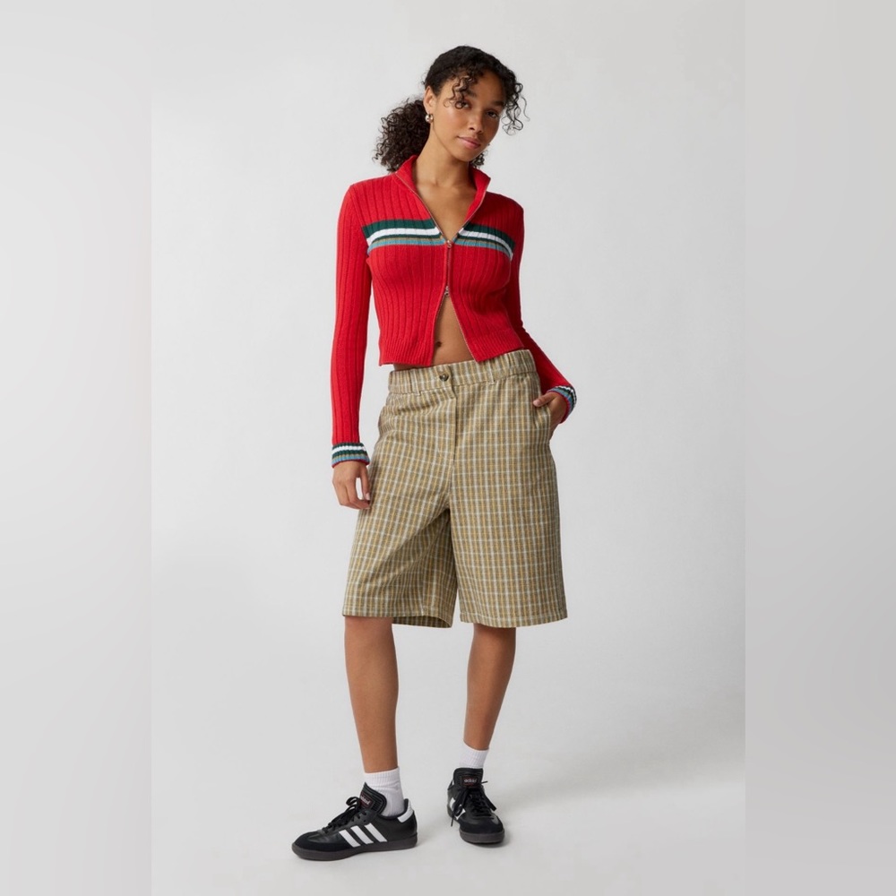 Urban Outfitters Cropped Cardigan - Picture 2 of 3
